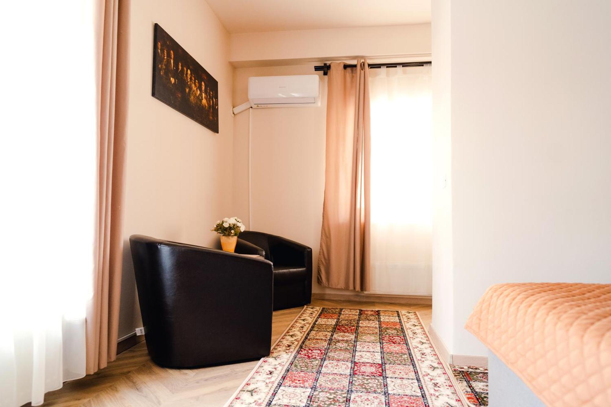 Casa Pia Hotel Alba Iulia Exterior photo