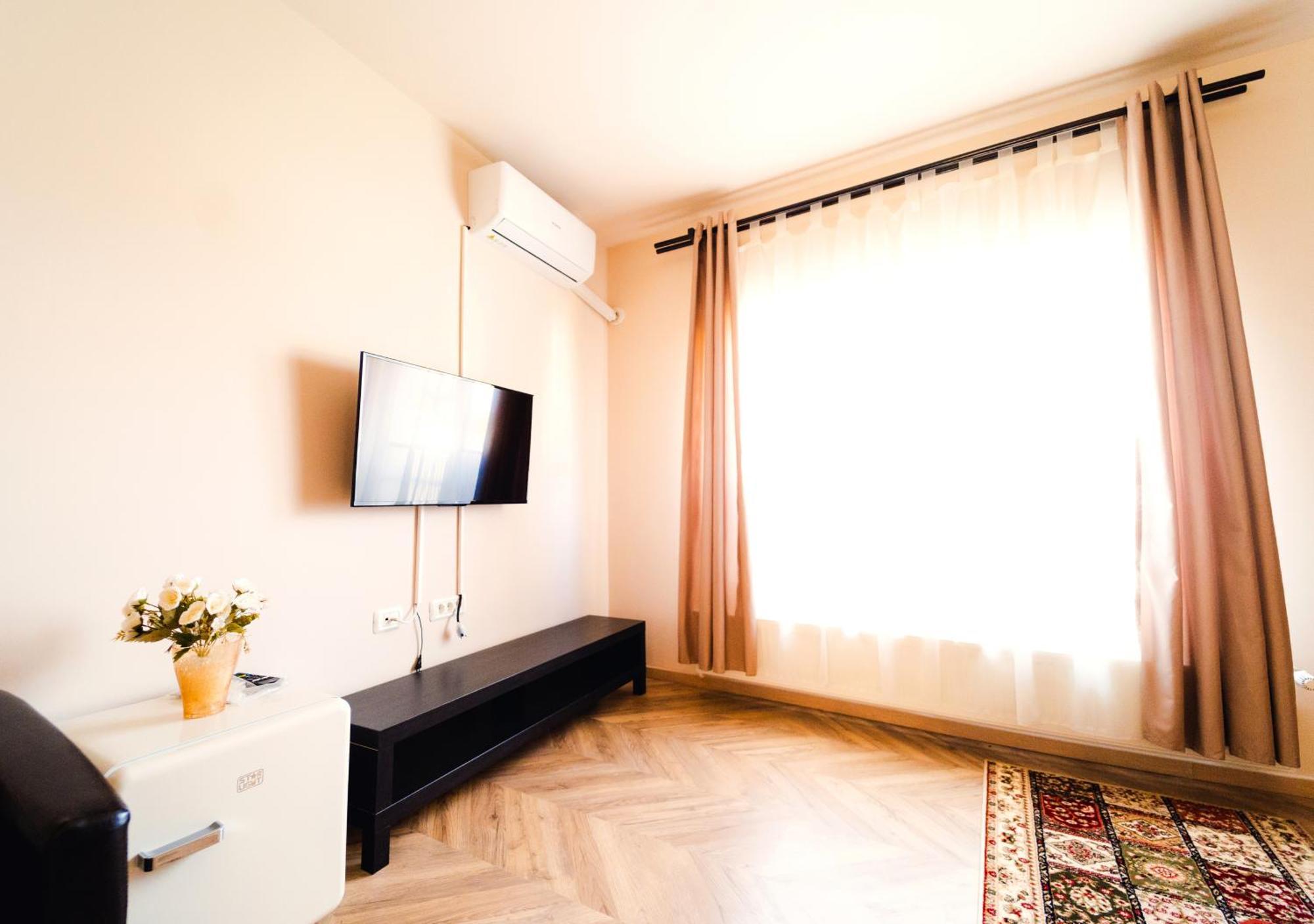 Casa Pia Hotel Alba Iulia Exterior photo